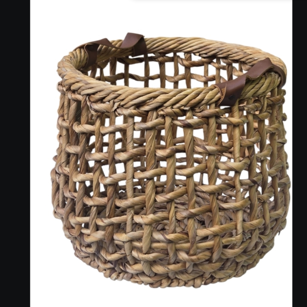 13.8" x 11.8" Decorative Water Hyacinth Basket with Leather Handles Natural - Picture 2 of 5
